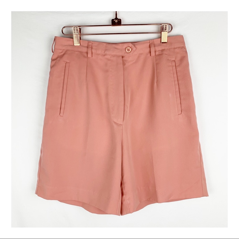 Cutter & Buck Golf Shorts size 6
